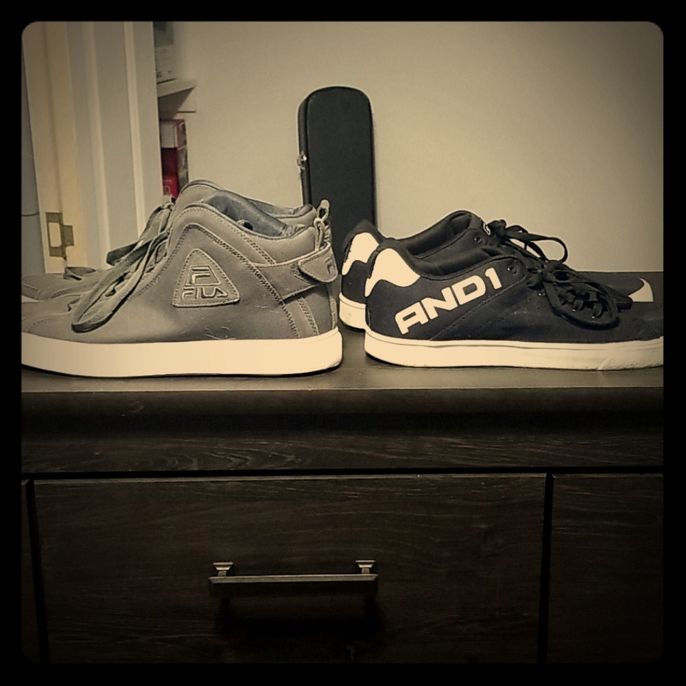 Size 12 mens shoes like new